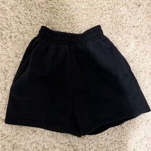 PrettyLittleThing Black Quilted Collar